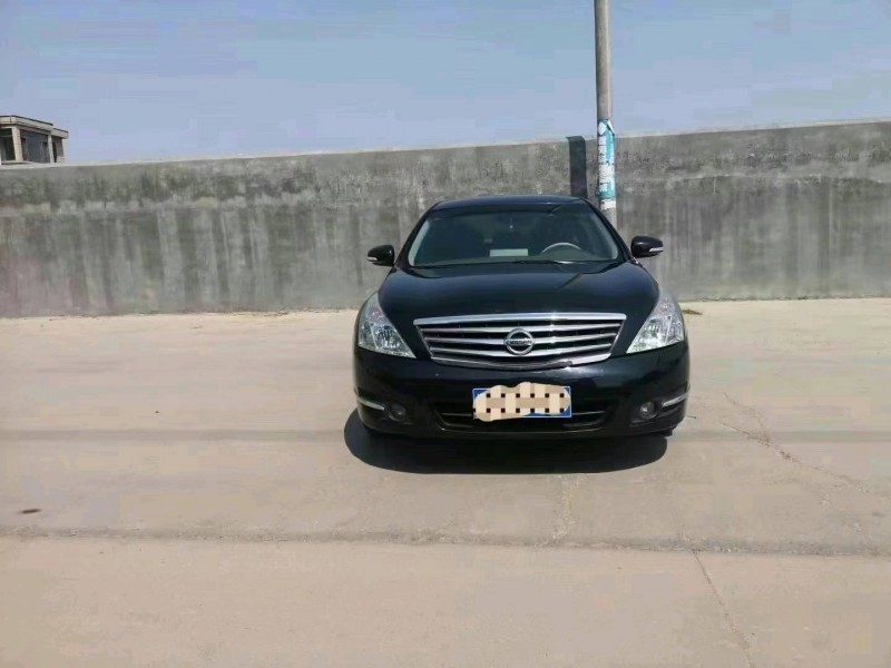 青島10年日產天籟1