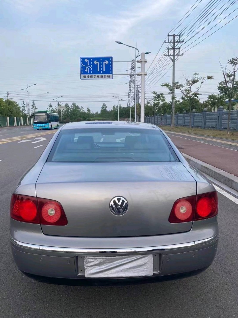 北京10年大众辉腾2