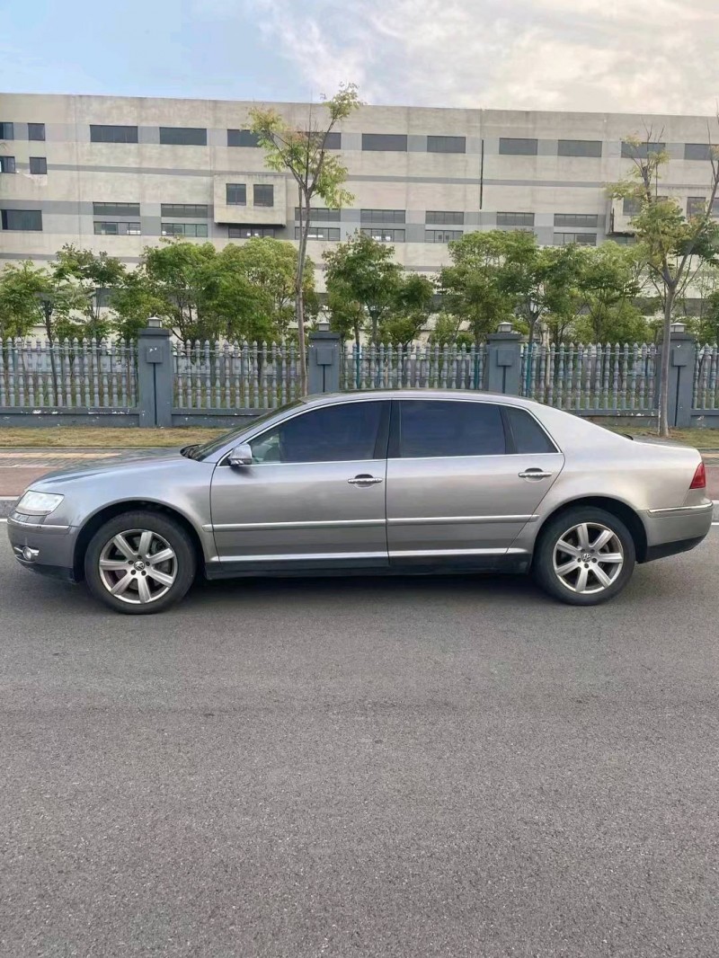 北京10年大众辉腾4