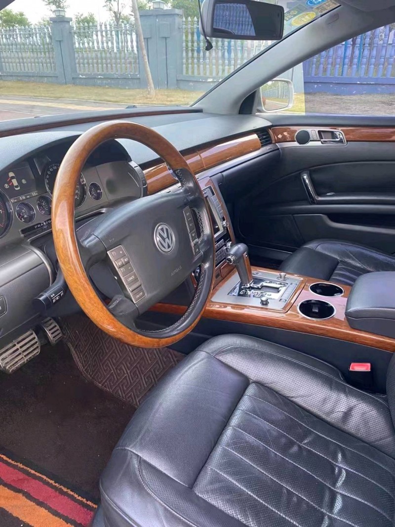 北京10年大众辉腾7