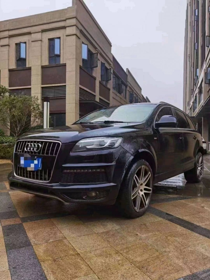 鄂州10年奧迪Q73