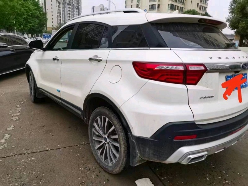 北京19年福特领界4