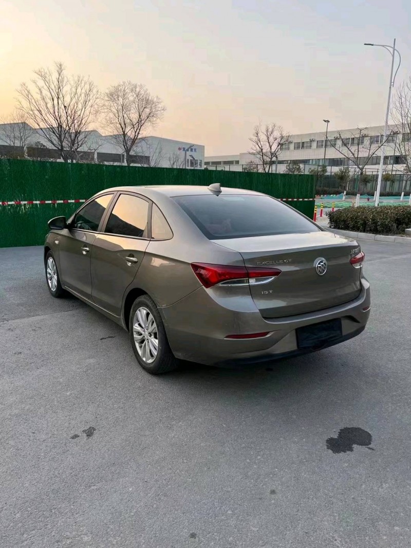 徐州20年别克英朗4