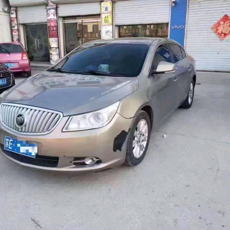 北京10年别克君越2