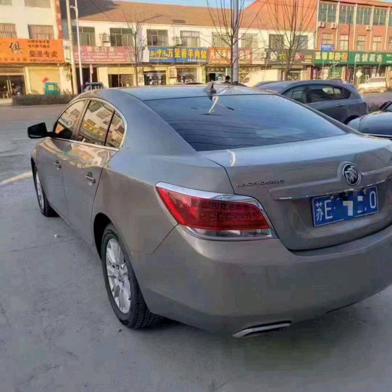 北京10年别克君越9