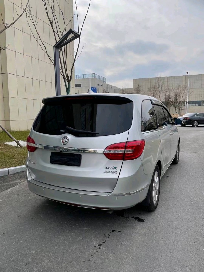 徐州14年别克GL82