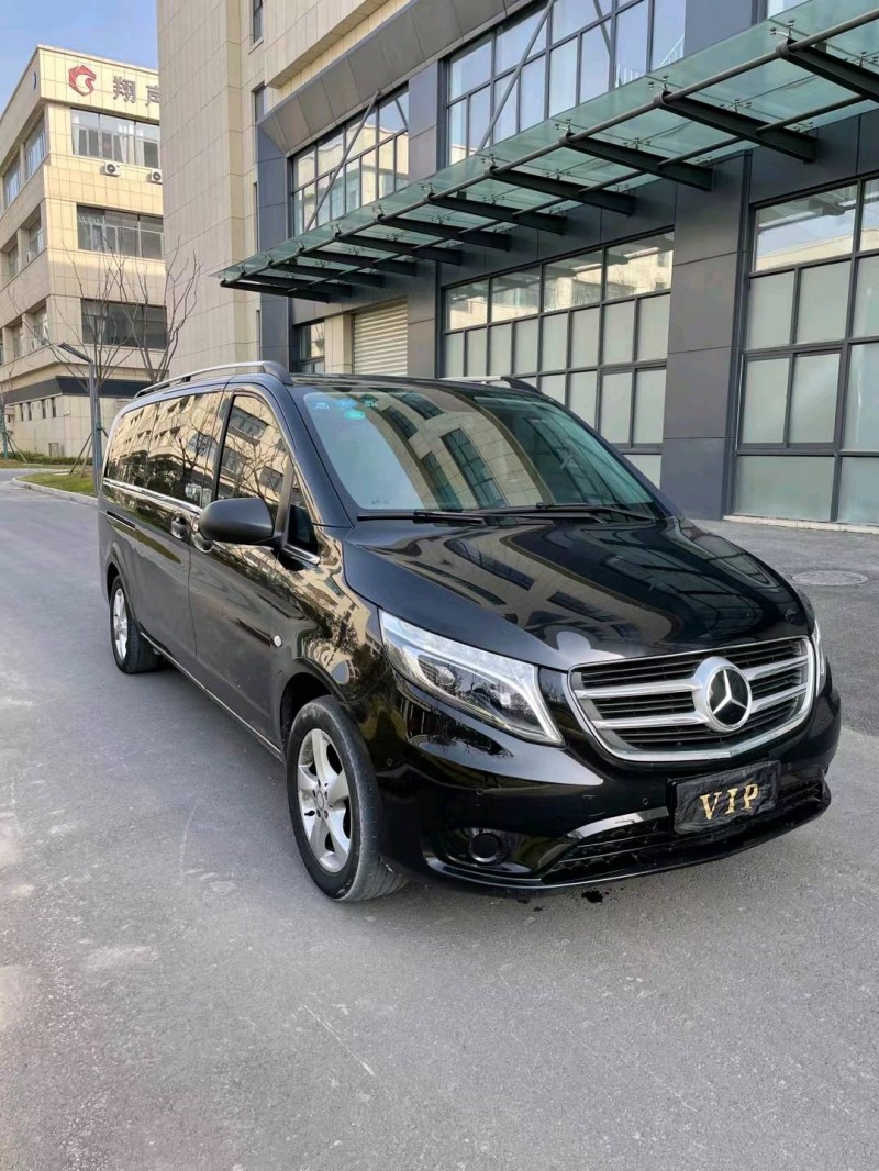 徐州17年奔驰威霆6