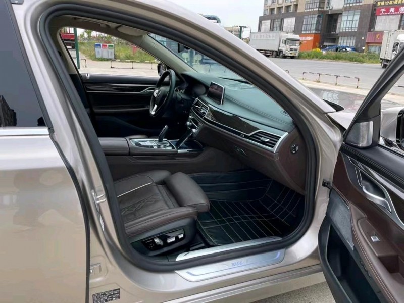 盐城20年宝马7系4