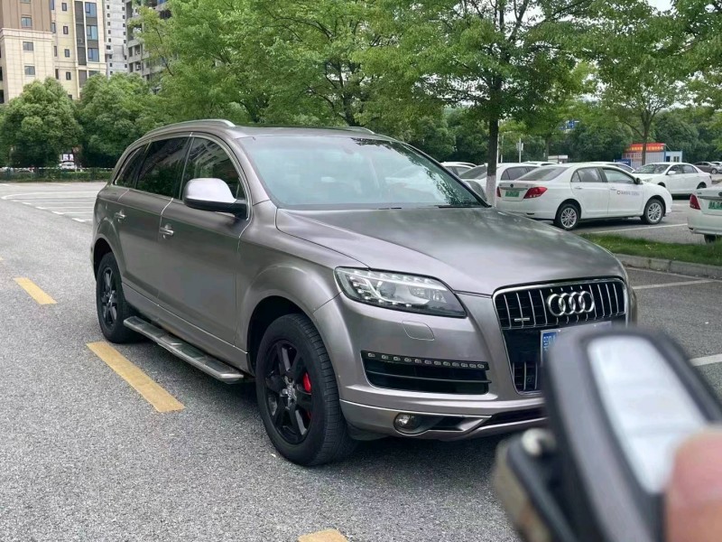 鄂州13年奧迪Q72