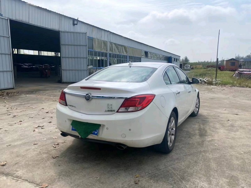 徐州12年别克君威6