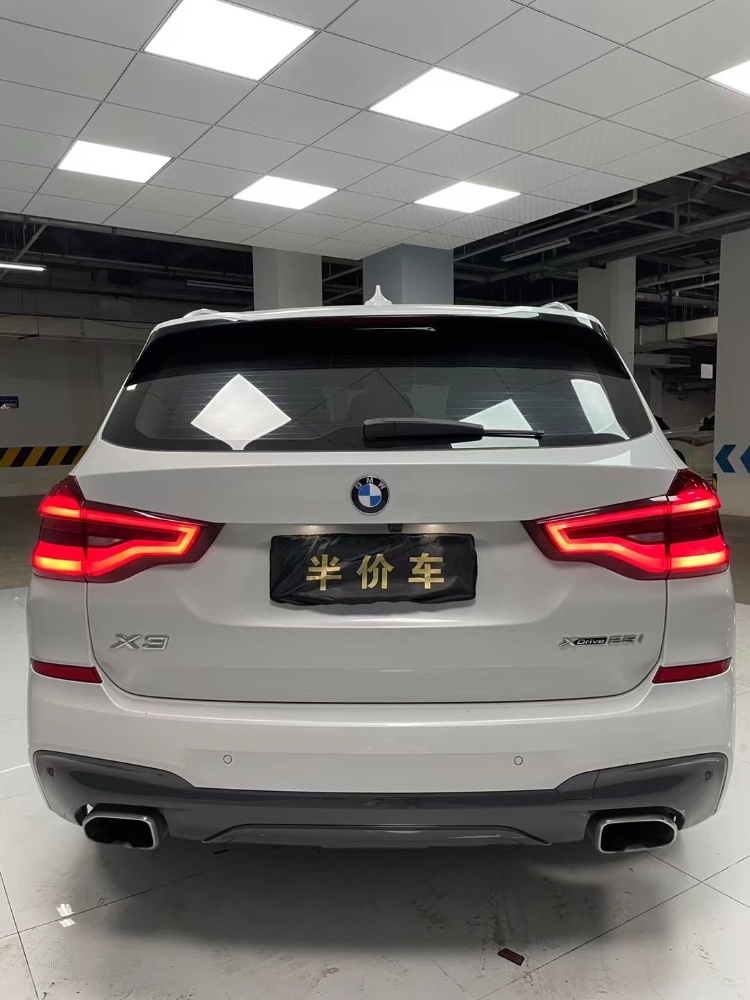 成都18年寶馬X31