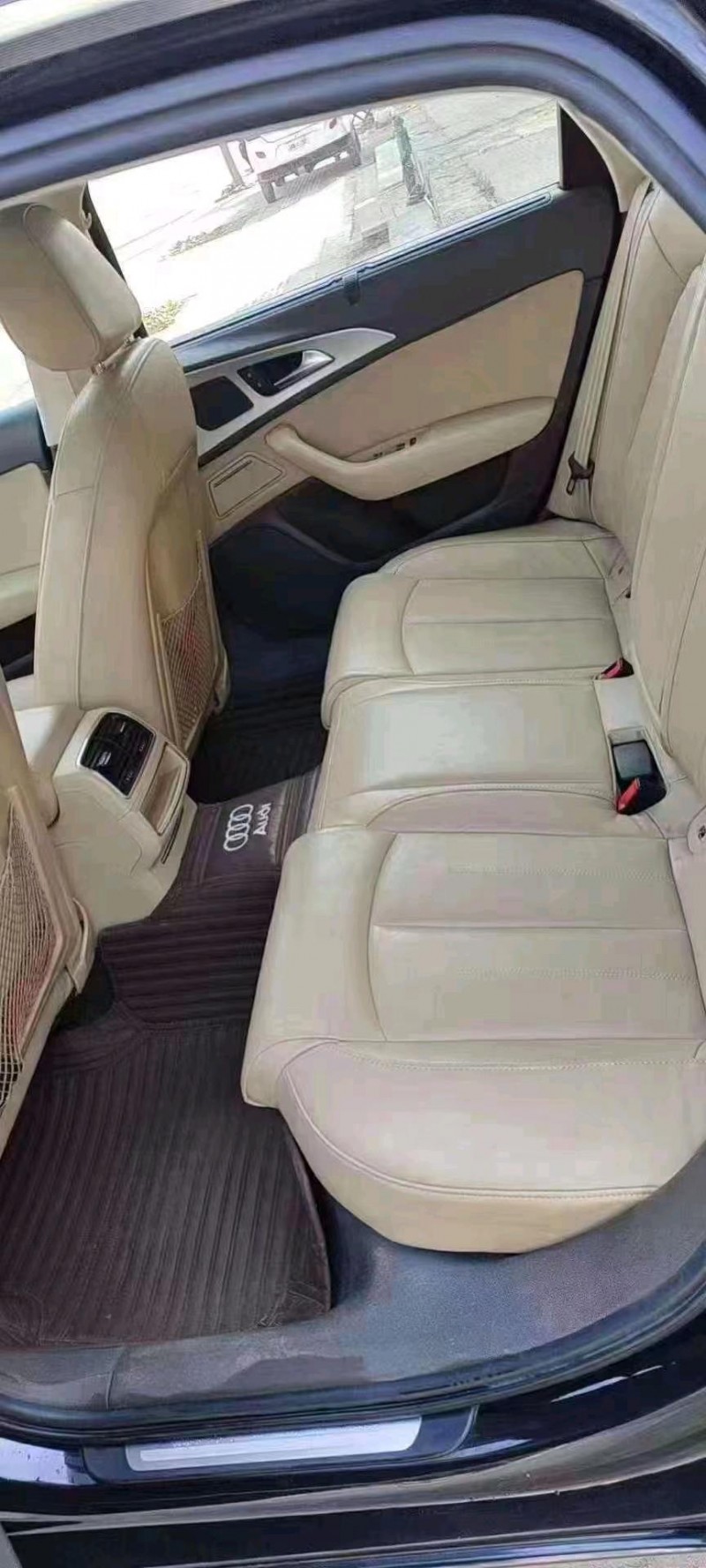 北京13年奥迪A66