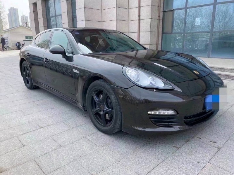 煙臺11年保時捷帕拉梅拉7