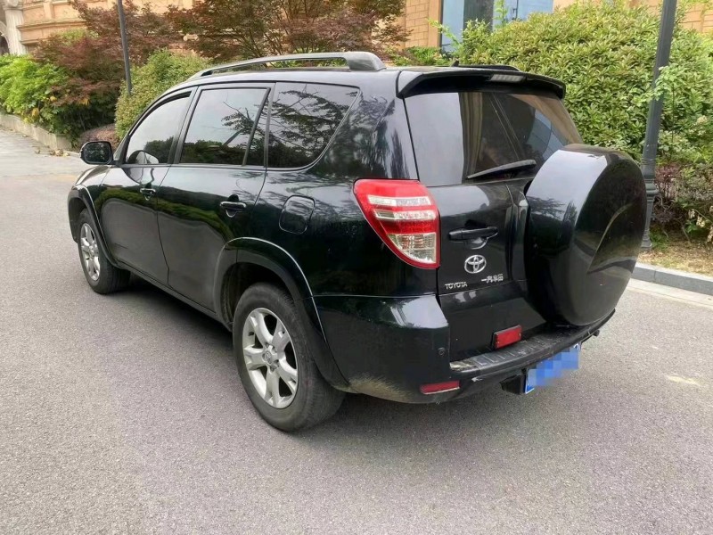 連云港11年豐田RAV43