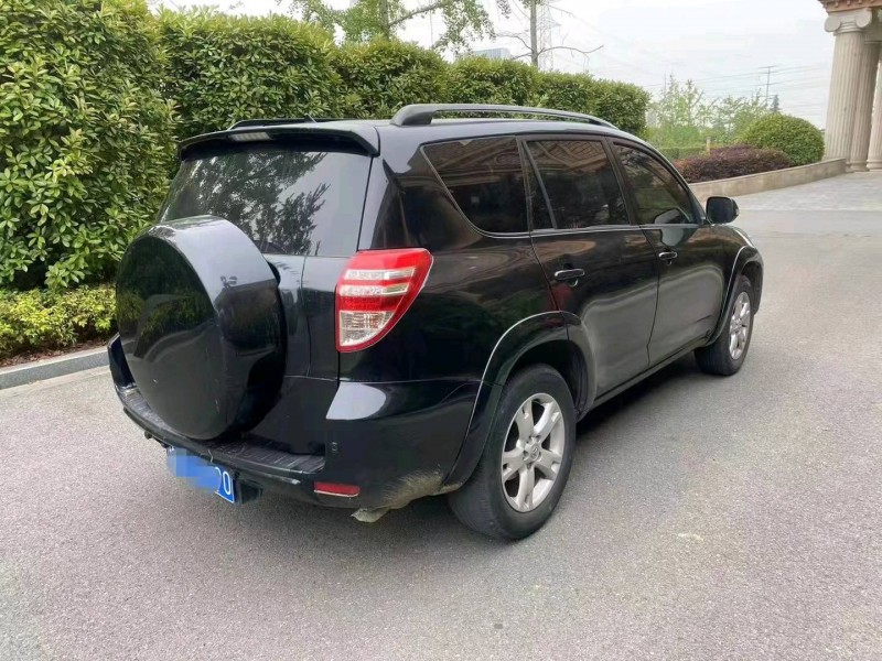 連云港11年豐田RAV44