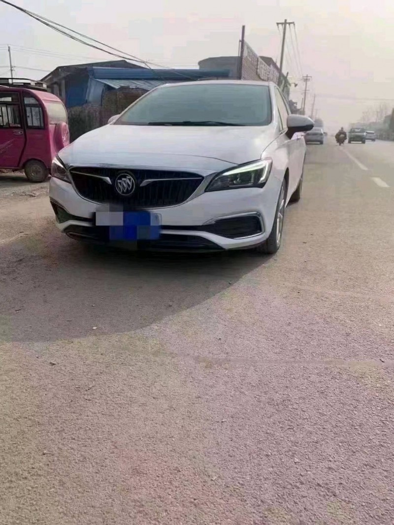 北京18年别克威朗2