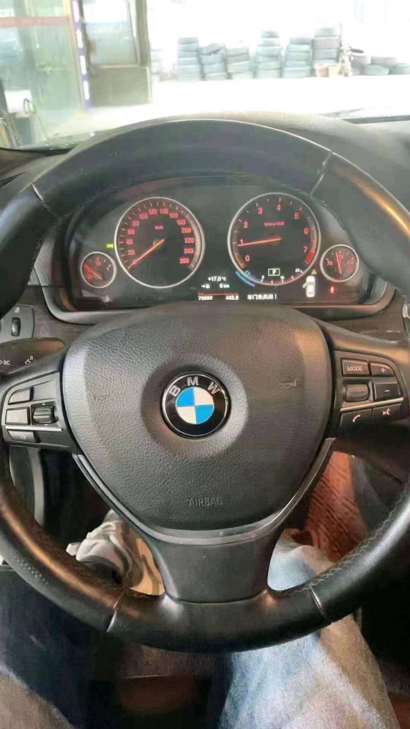 北京16年宝马5系5