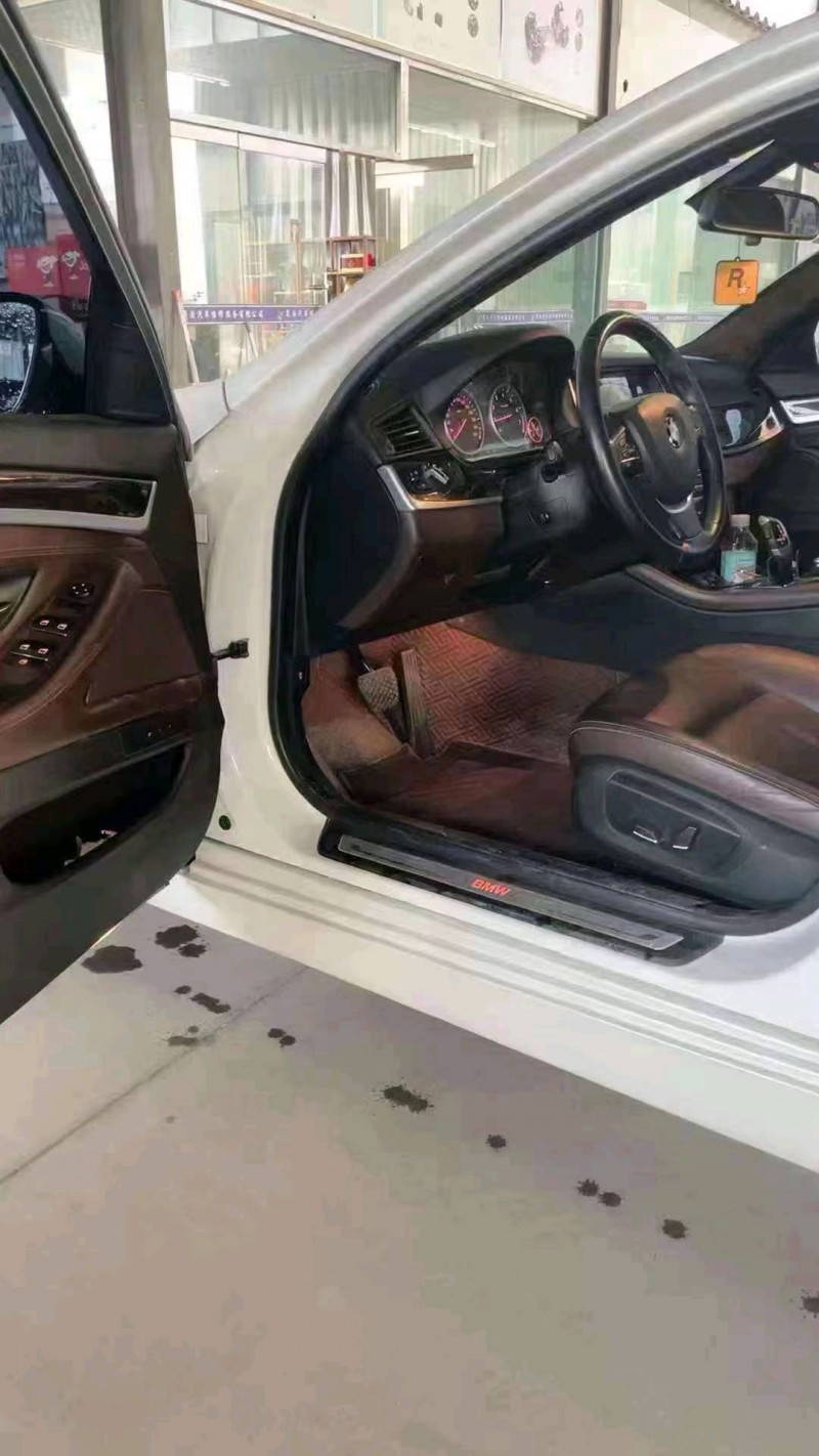 北京16年宝马5系6