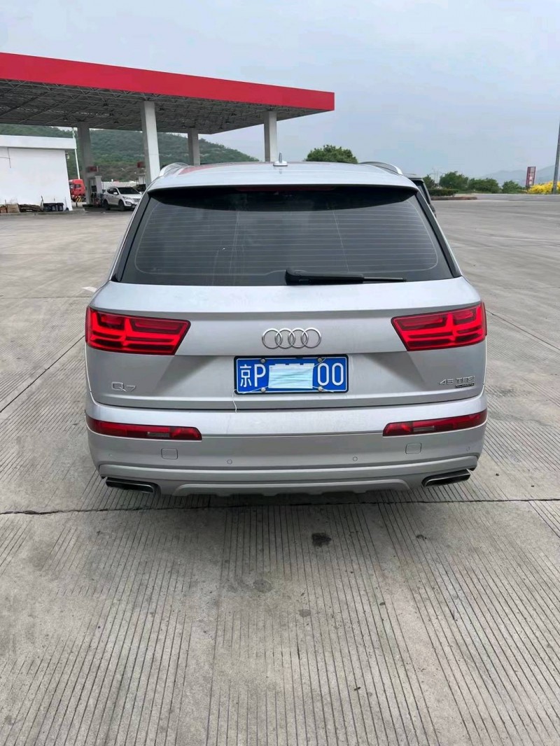唐山20年奧迪Q74
