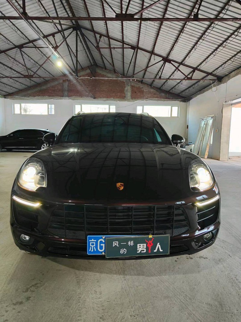 唐山17年保時捷Macan1