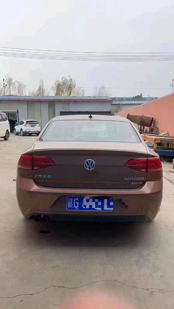 北京17年大众凌渡8