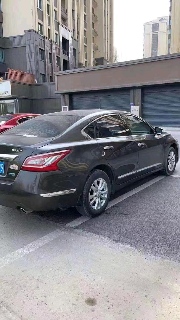 北京16年日产天籁7