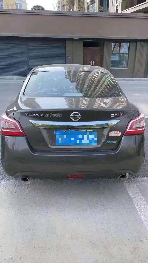 北京16年日产天籁8