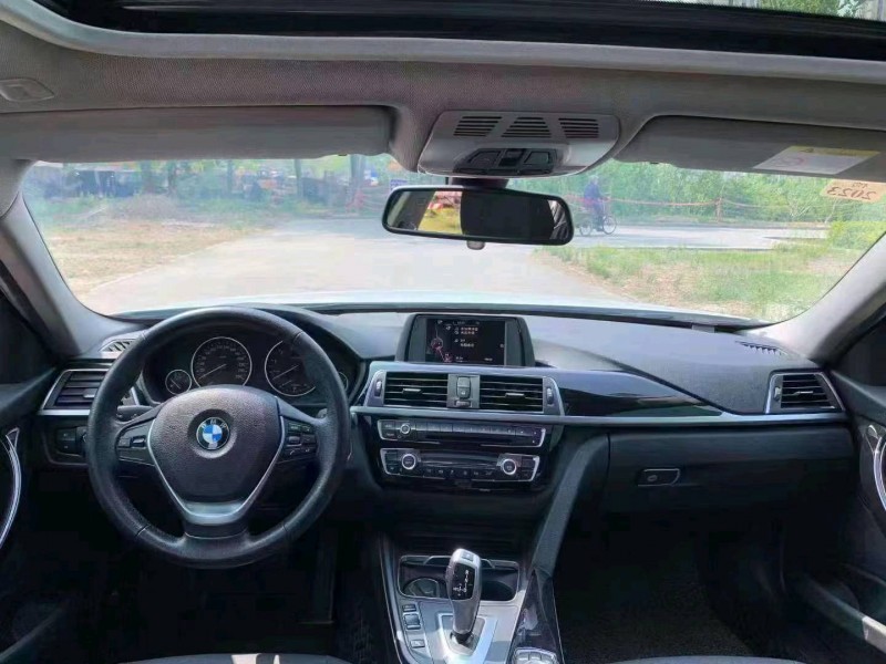 北京17年宝马3系6