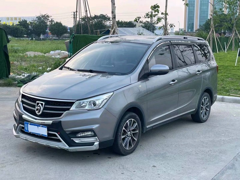 廣州19年寶駿7302