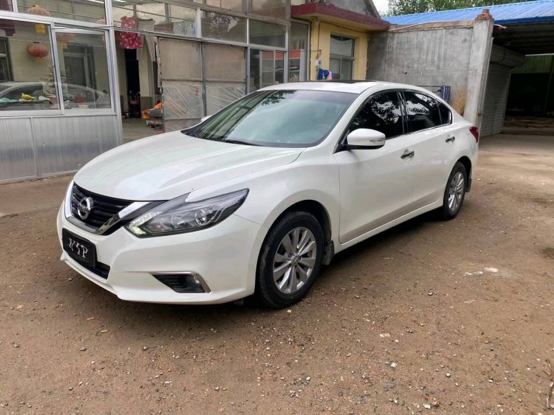 日照17年日產天籟2