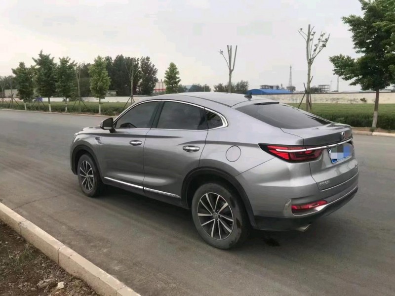 鄭州20年長安汽車CS855