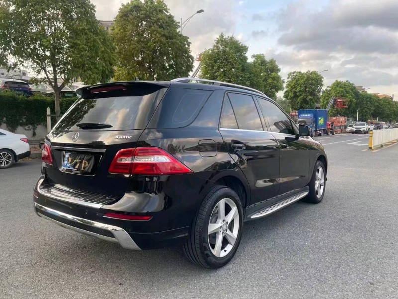 深圳13年奔驰ML9