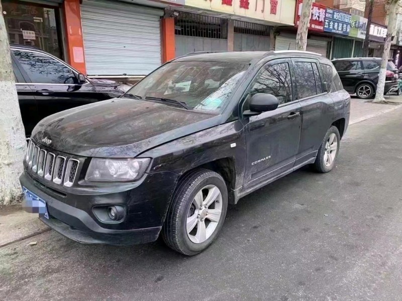 青島13年Jeep指南者2