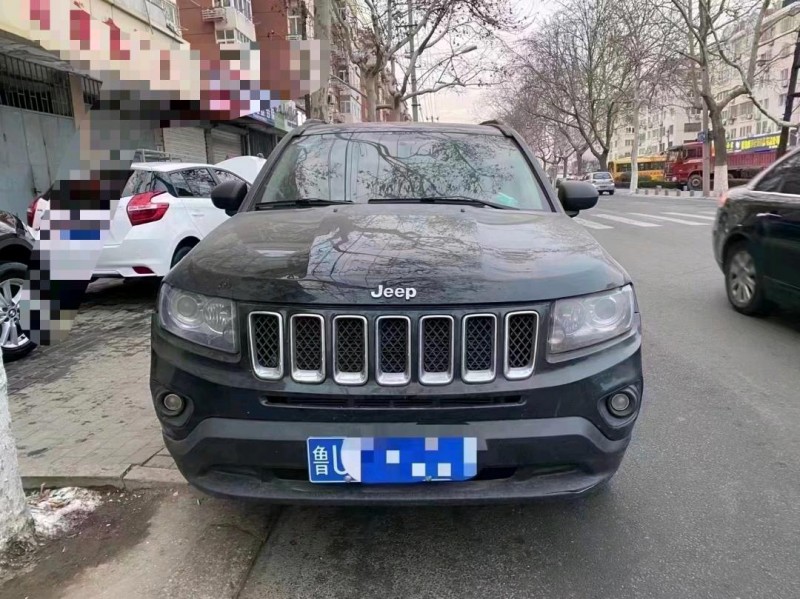 青島13年Jeep指南者1