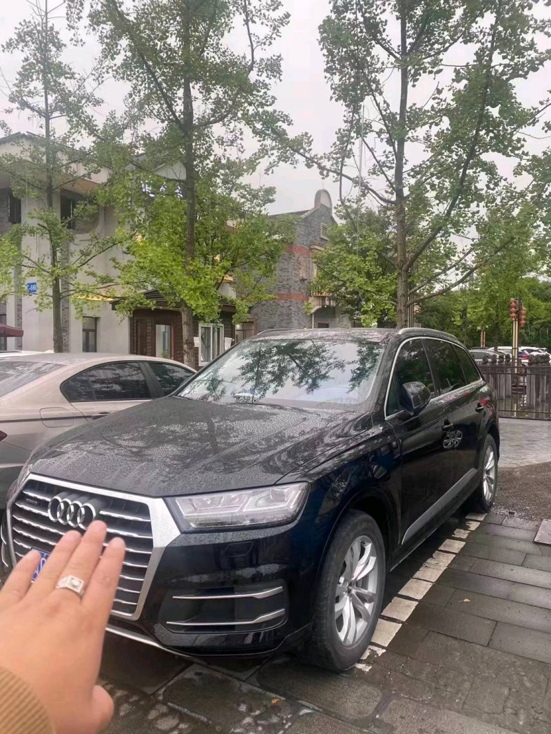 遵義19年奧迪Q73