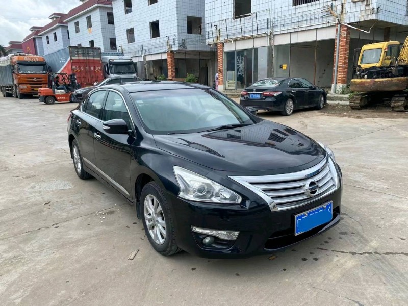 中山14年日產天籟2