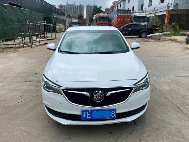 中山19年别克英朗1