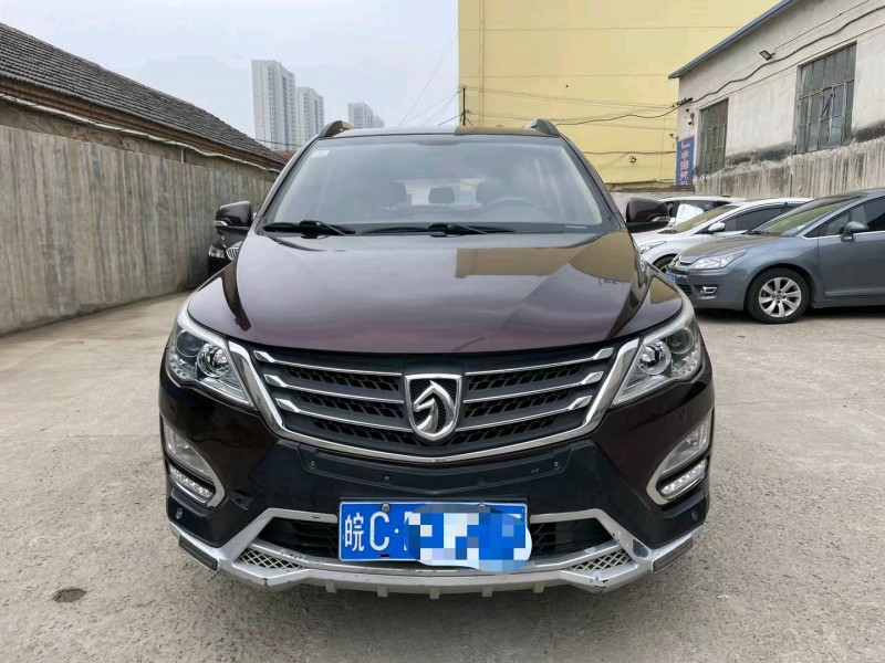泰安17年寶駿5601
