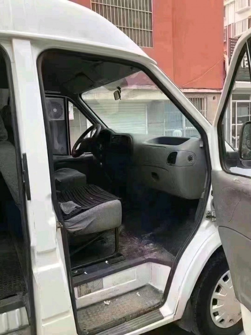 北京16年福特全顺5