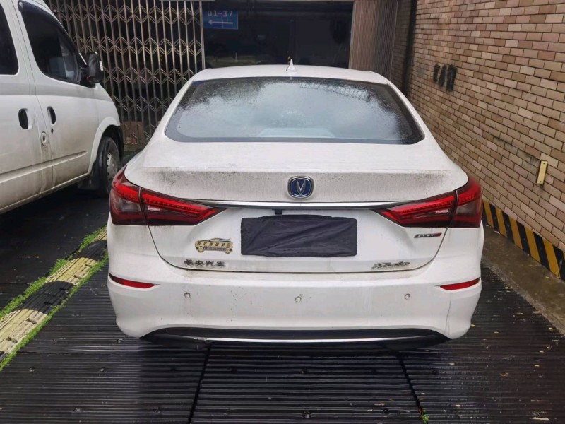 宁波19年长安汽车逸动2