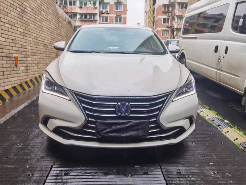 宁波19年长安汽车逸动1