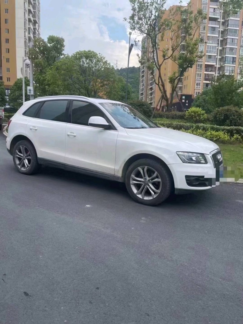 貴陽12年奧迪Q53