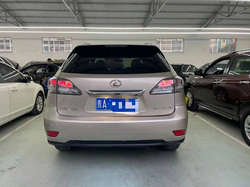 泰安11年雷克薩斯RX8