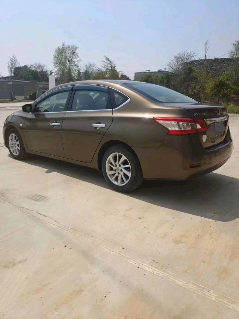 洛陽15年日產軒逸5