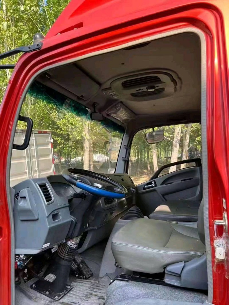 北京18年卡車系列重汽豪沃4