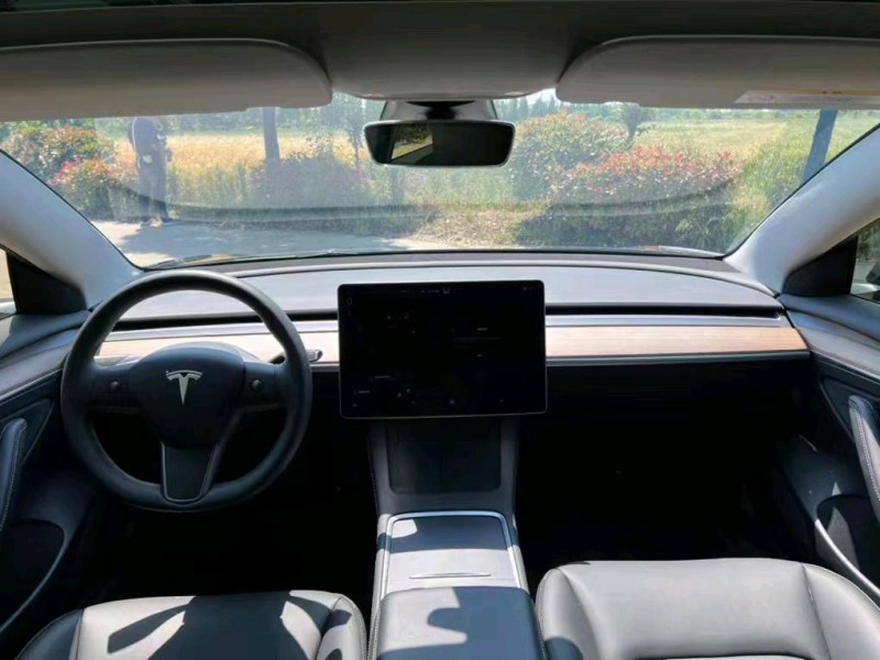 鹽城21年特斯拉MODEL 34