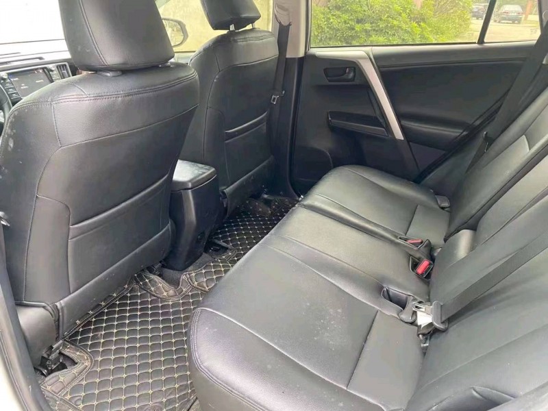广州18年丰田RAV4荣放6
