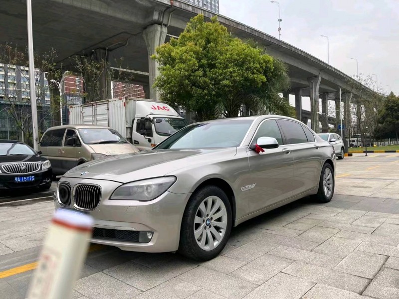 十堰12年寶馬7系2