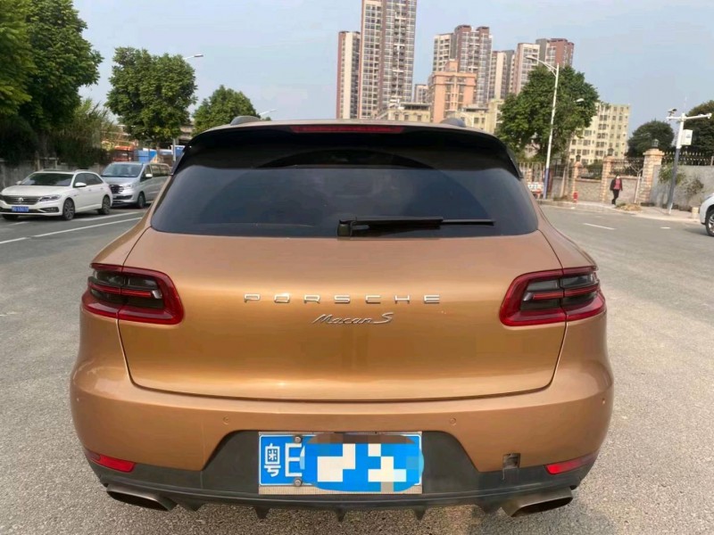 深圳15年保時捷Macan8
