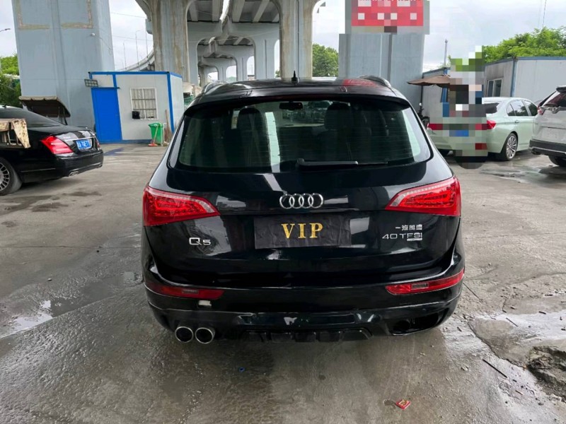 安順12年奧迪Q57